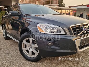 Volvo XC60 2.4 AWD MOMENTUM