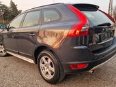 Volvo XC60 2.4 AWD MOMENTUM