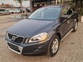 Volvo XC60 2.4 AWD MOMENTUM
