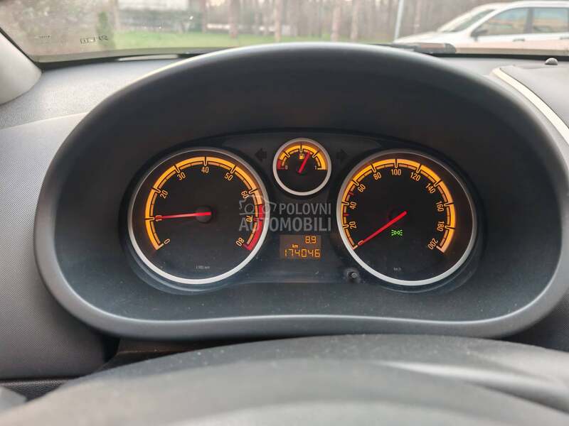 Opel Corsa D 