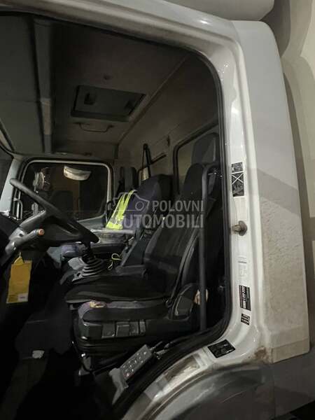 Mercedes Benz ATEGO 1528