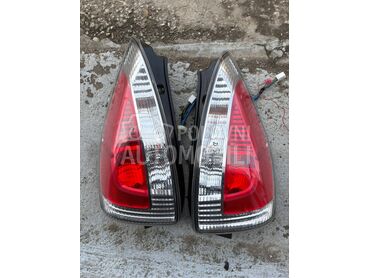Stop svetlo levo i desno za Mazda 5 od 2008. do 2010. god.