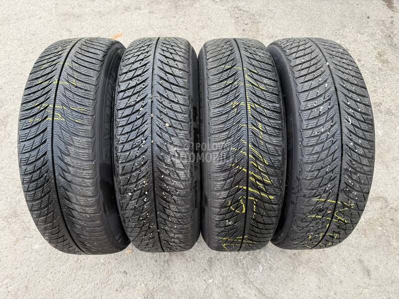 Michelin 215/65 R17 Zimska
