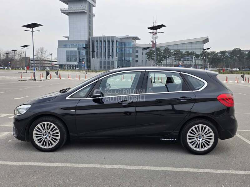 BMW 216 