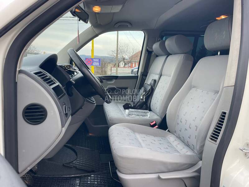 Volkswagen Multivan Caravela