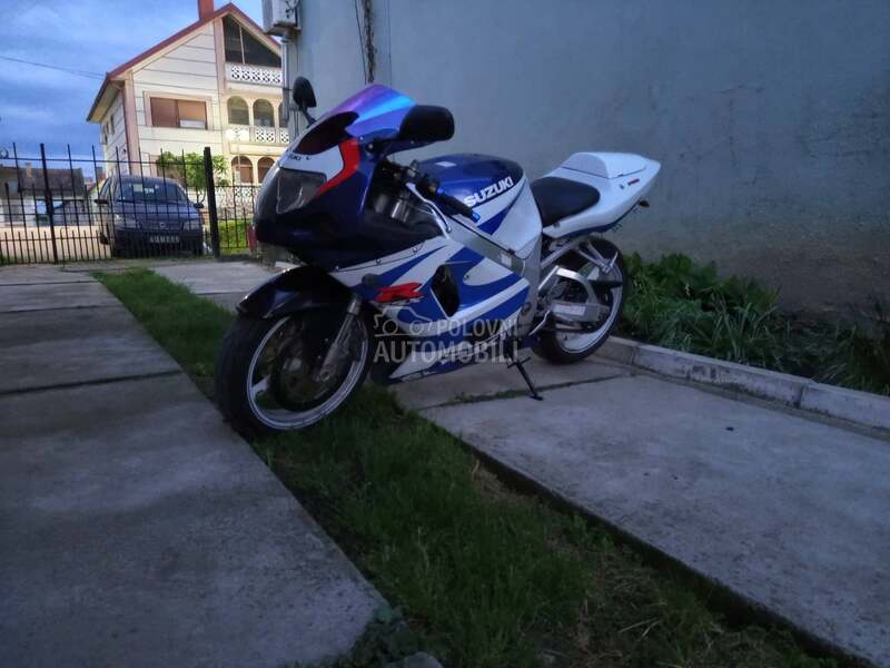 Suzuki gsxr