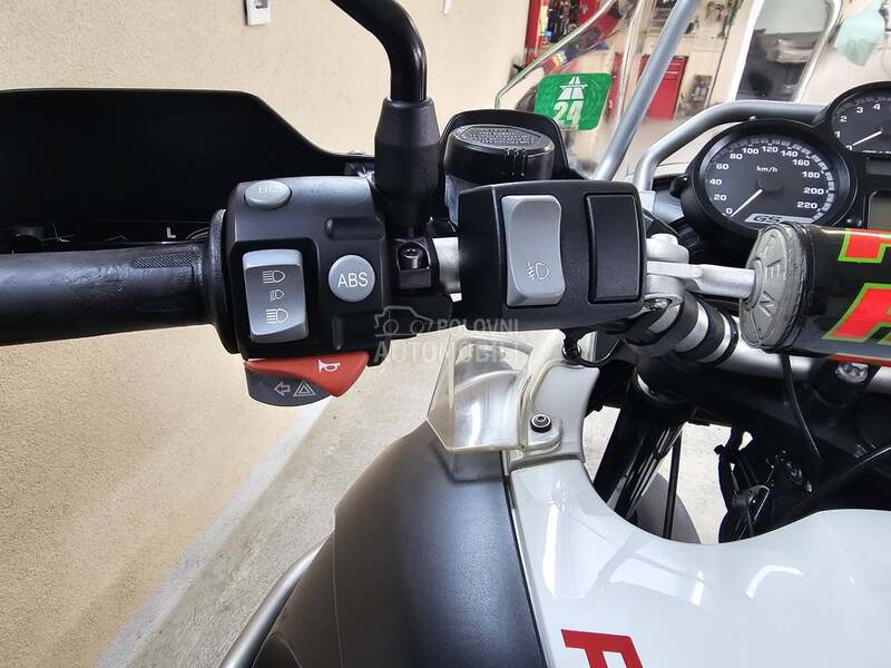 BMW r1200gs adventure