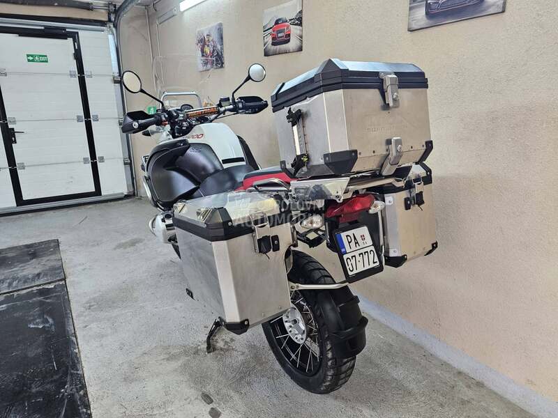 BMW r1200gs adventure