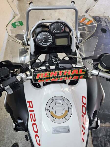 BMW r1200gs adventure