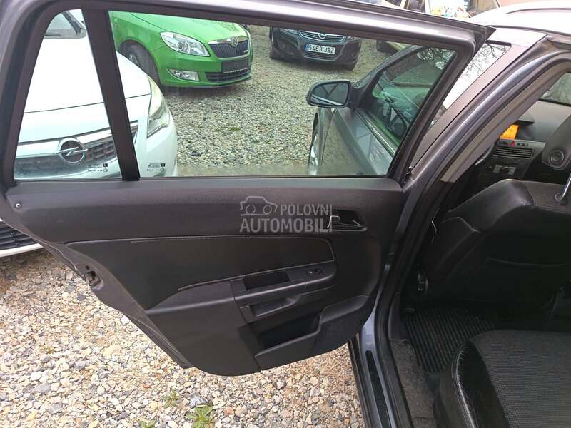 Opel Astra H 