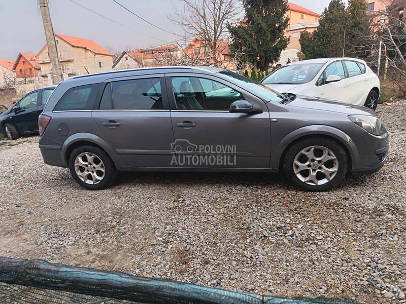 Opel Astra H 