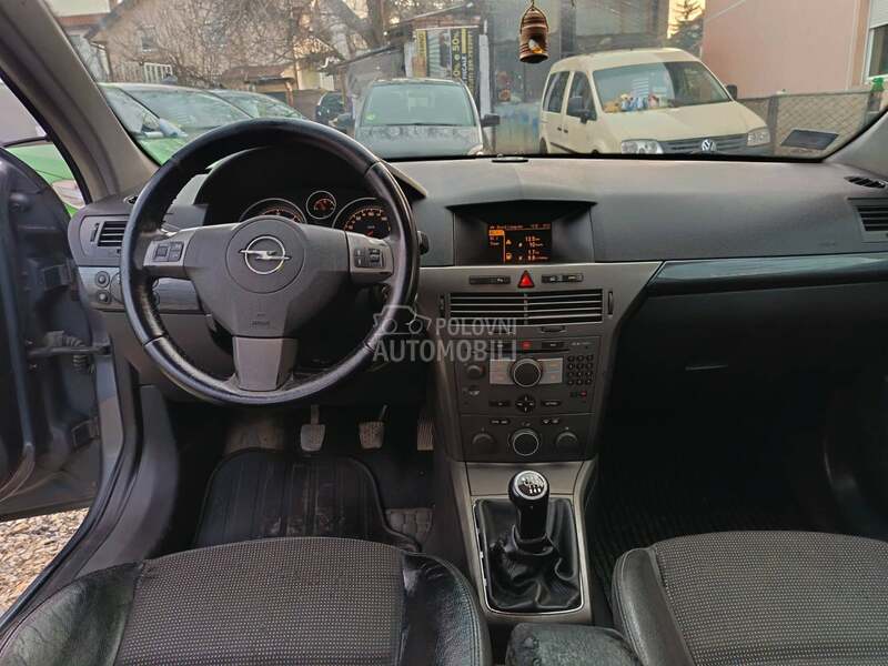 Opel Astra H 