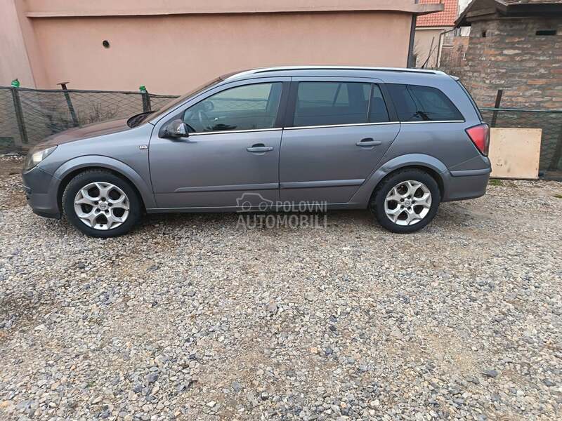 Opel Astra H 