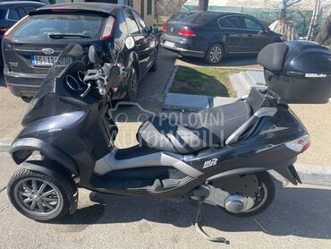 Piaggio MP3 250