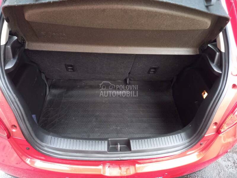 Mazda 2 1.4 CD HDI Elegance