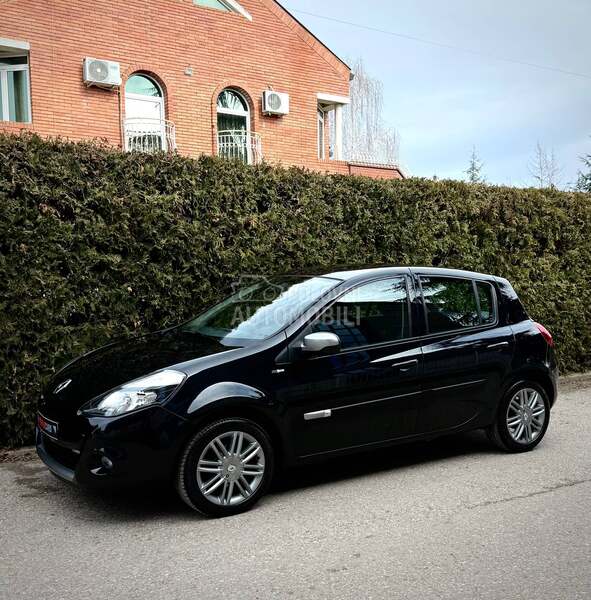 Renault Clio NIGHT DAY CH