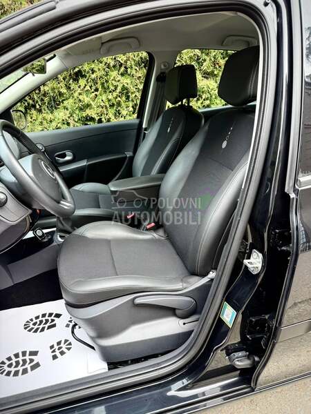 Renault Clio NIGHT DAY CH