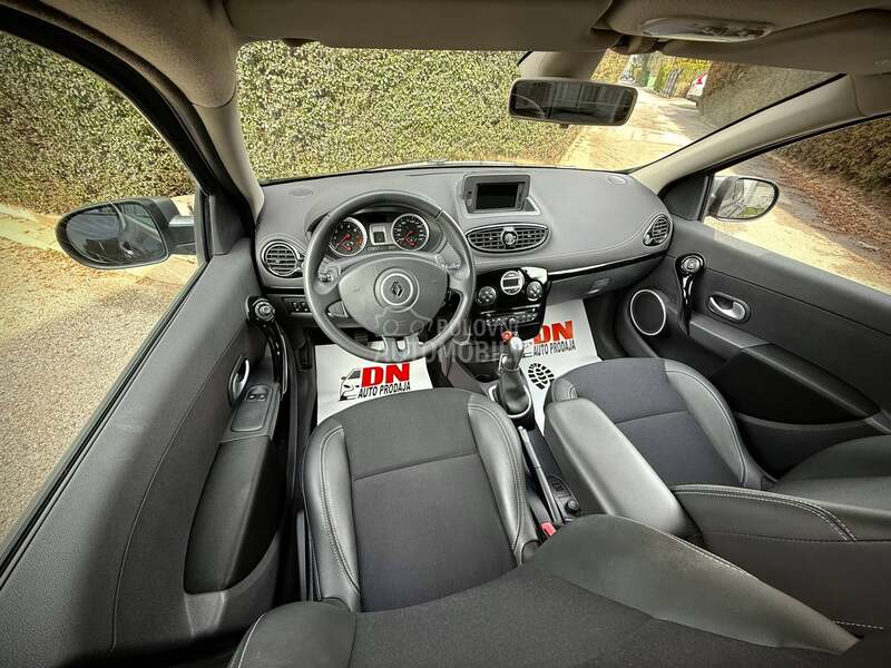 Renault Clio NIGHT DAY CH