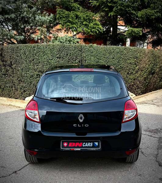 Renault Clio NIGHT DAY CH