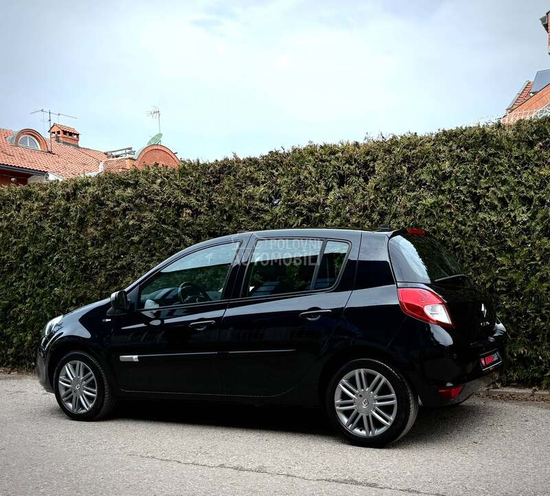 Renault Clio NIGHT DAY CH