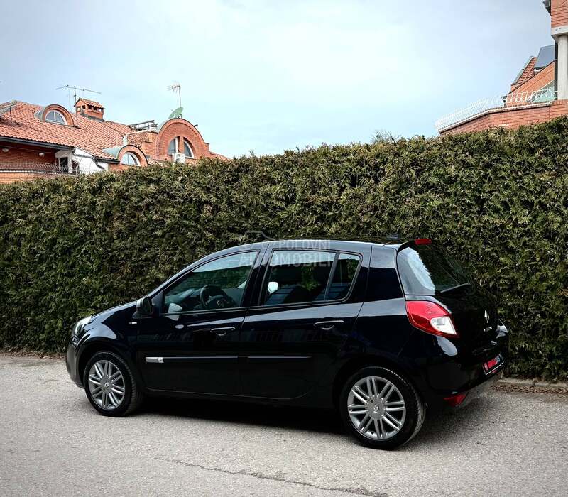 Renault Clio NIGHT DAY CH