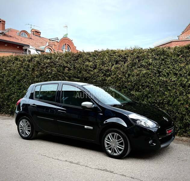 Renault Clio NIGHT DAY CH