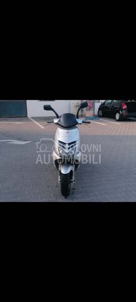 Aprilia Leonardo 150