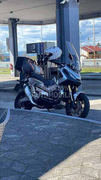 Honda X ADV 750