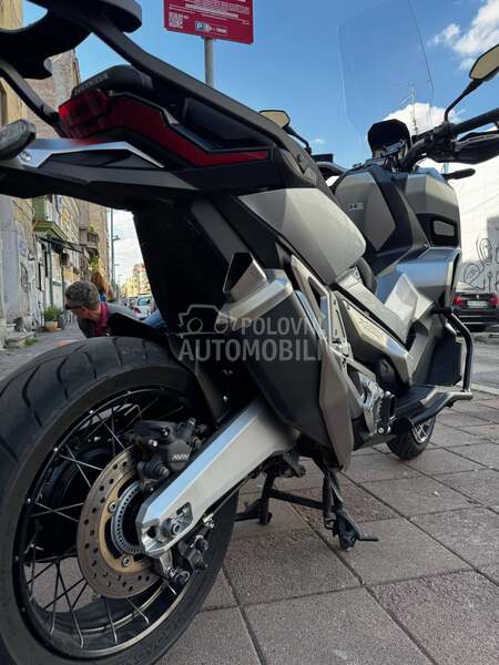 Honda X ADV 750