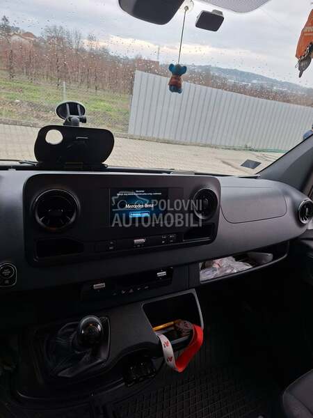 Mercedes Benz Sprinter 