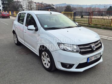 Dacia Sandero 1.2 16v LAUREATE