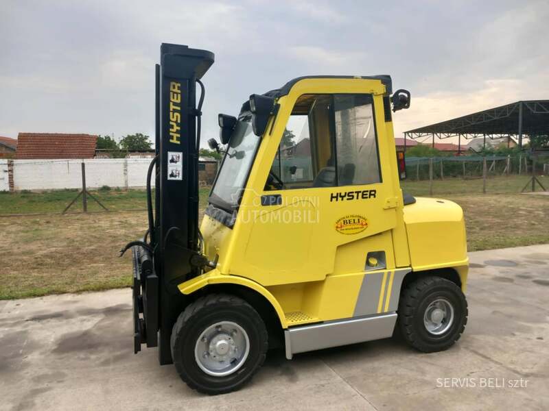 Hyster 4T.