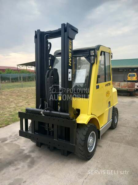 Hyster 4T.