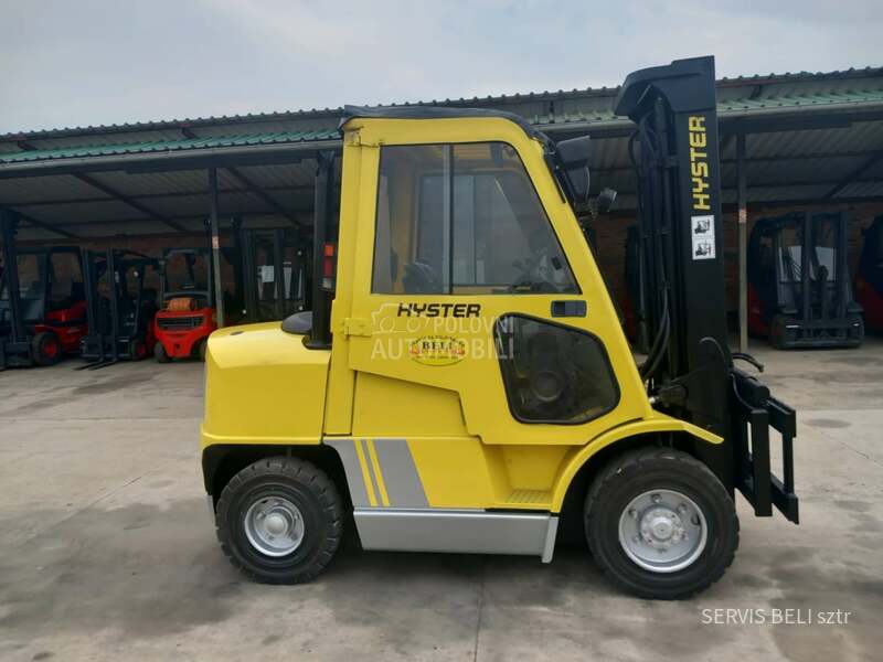 Hyster 4T.