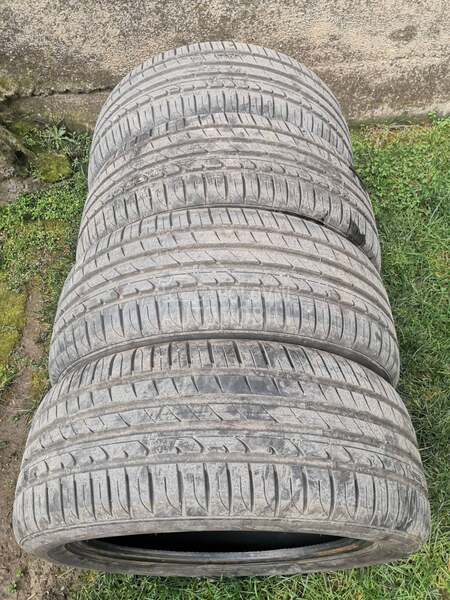 Hankook 215/50 R17 Letnja
