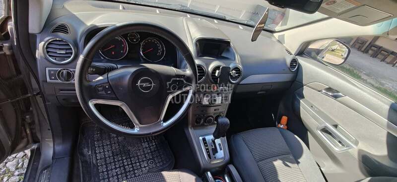 Opel Antara 