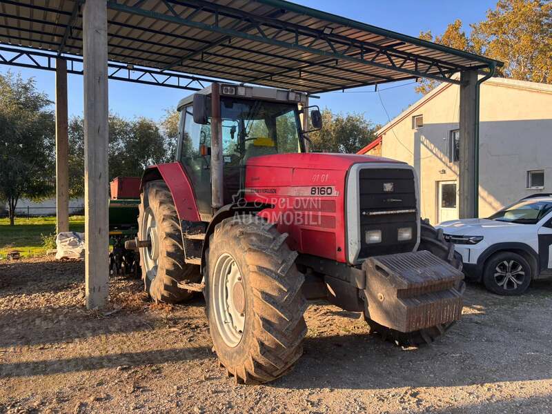 Massey Ferguson 8160