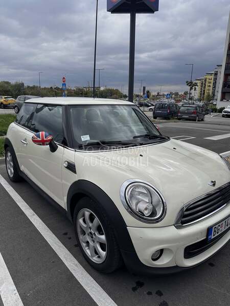 MINI One 