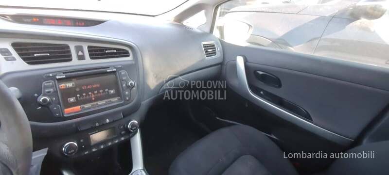 Kia cee`d sw 1.6 CRdi