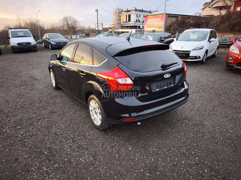 Ford Focus 1.0 TITANIUM CH