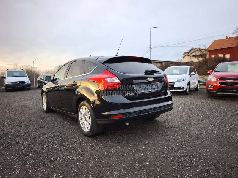 Ford Focus 1.0 TITANIUM CH