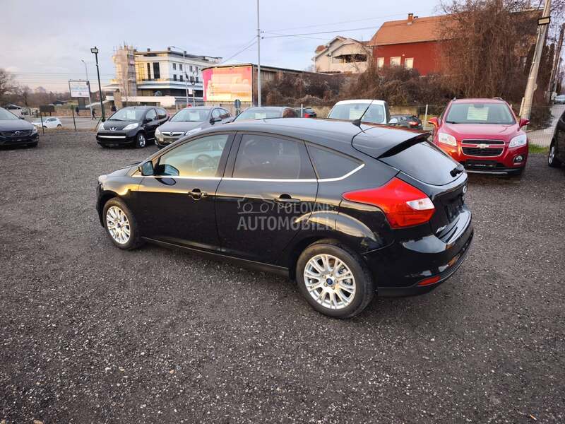 Ford Focus 1.0 TITANIUM CH