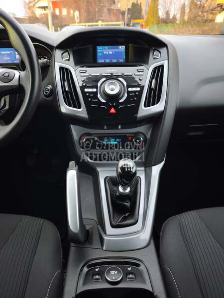 Ford Focus 1.0 TITANIUM CH