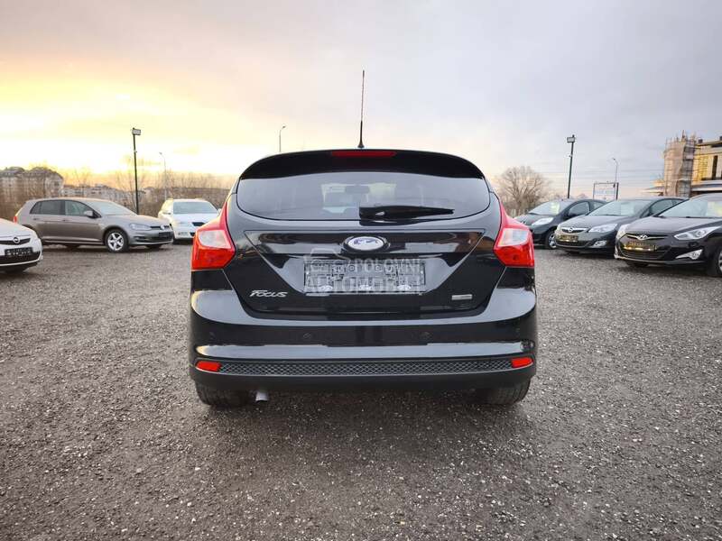 Ford Focus 1.0 TITANIUM CH