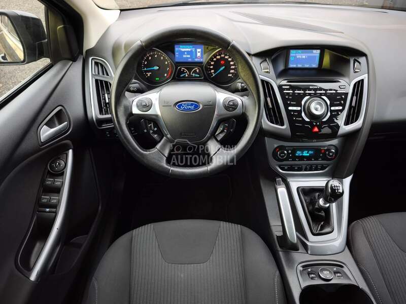 Ford Focus 1.0 TITANIUM CH