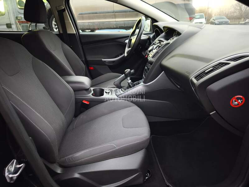 Ford Focus 1.0 TITANIUM CH