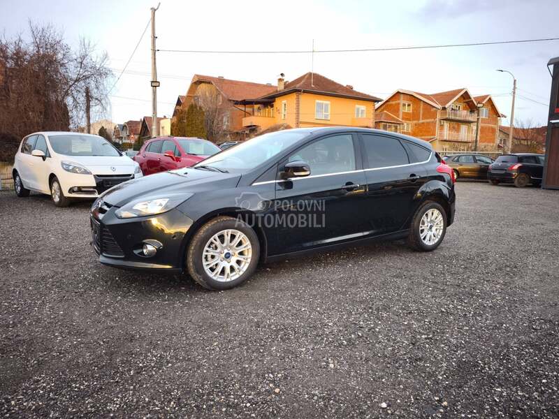 Ford Focus 1.0 TITANIUM CH