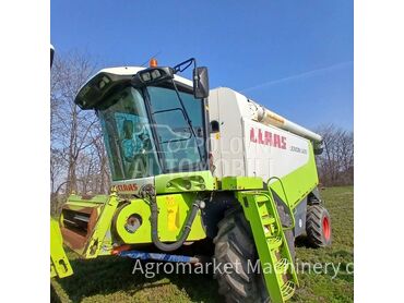 Claas Lexion 560