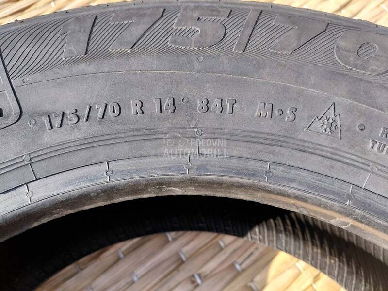 Semperit 175/70 R14 Zimska