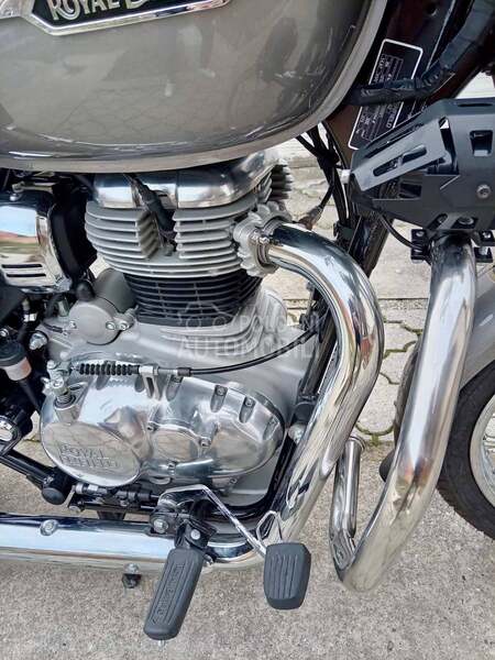 Royal Enfield meteor 350 Aurora Black